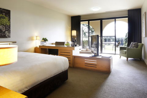 Chateau Elan At The Vintage - Mackay Tourism 22