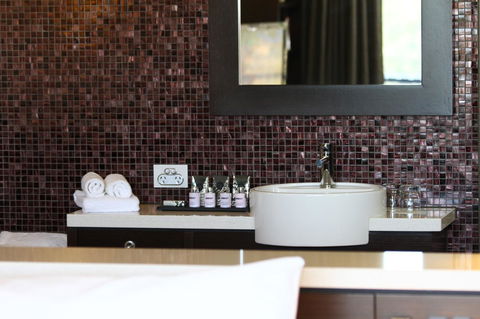 Chateau Elan At The Vintage - Mackay Tourism 25