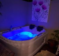 Nelson Bay Bed  Breakfast - Mackay Tourism
