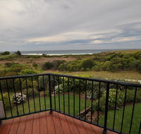 Beachfront Apartments - Mackay Tourism