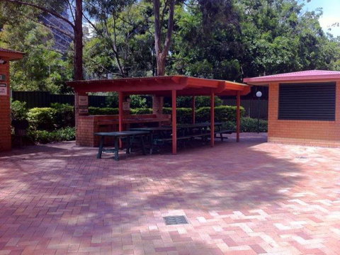 Darling Harbor Apartment - Mackay Tourism 11