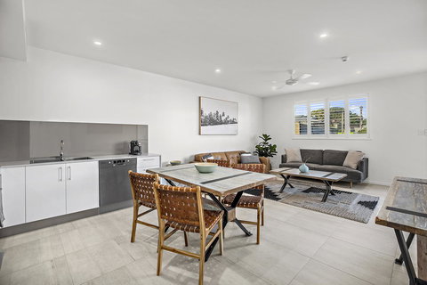 Rockpool 2 Sawtell Beach - Just Steps To Restaurants And 2 Min Stroll To Beach! - Mackay Tourism 2