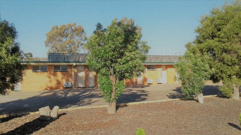 Junee Motor Inn - Mackay Tourism 7