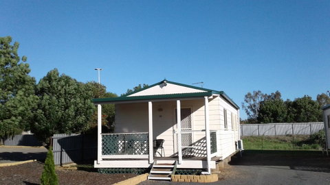 Junee Motor Inn - Mackay Tourism 22