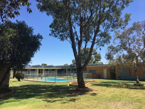 Junee Motor Inn - Mackay Tourism 25