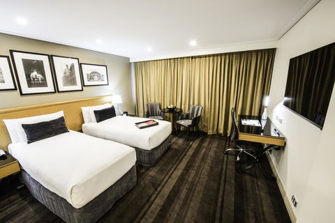 Rydges World Square - Mackay Tourism 14