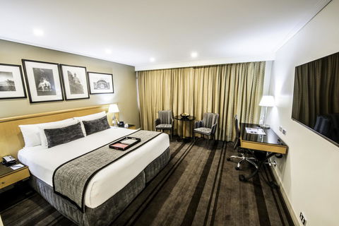 Rydges World Square - Mackay Tourism 10