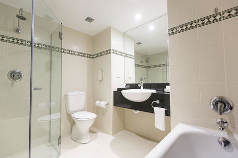 Rydges World Square - Mackay Tourism 4