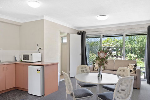 The Park Hotel Motel, Suffolk Park - Mackay Tourism 9
