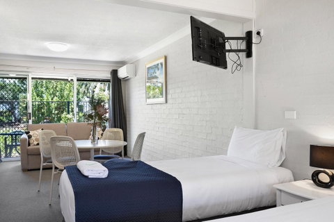 The Park Hotel Motel, Suffolk Park - Mackay Tourism 10