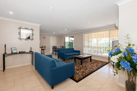 Colonial Court Villas - Mackay Tourism 36