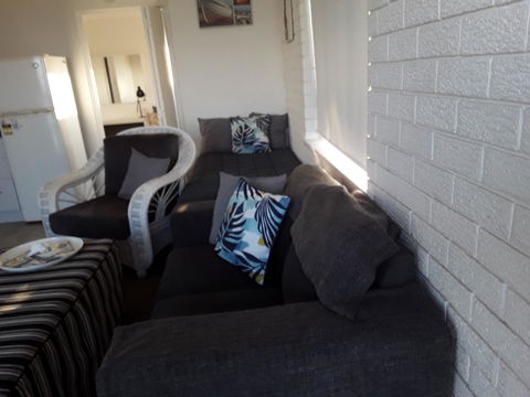 Narooma Golfers Lodge - Mackay Tourism 2