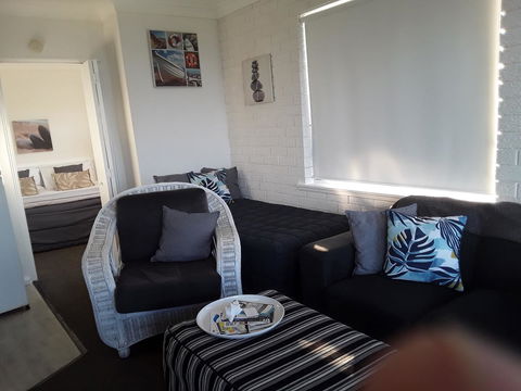 Narooma Golfers Lodge - Mackay Tourism 3