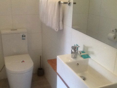 Narooma Golfers Lodge - Mackay Tourism 28