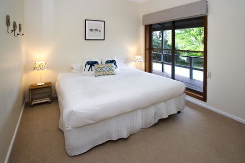 Stay In Mudgee The Grove, The Church, And Premium Private Homestead - Mackay Tourism 33