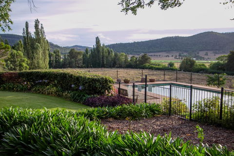 Stay In Mudgee The Grove, The Church, And Premium Private Homestead - Mackay Tourism 13
