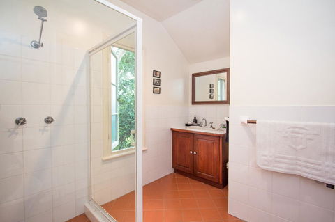 Stay In Mudgee The Grove, The Church, And Premium Private Homestead - Mackay Tourism 23