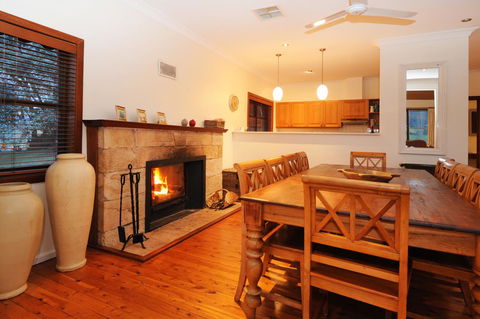 Stay In Mudgee The Grove, The Church, And Premium Private Homestead - Mackay Tourism 43