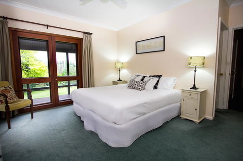 Stay In Mudgee The Grove, The Church, And Premium Private Homestead - Mackay Tourism 15