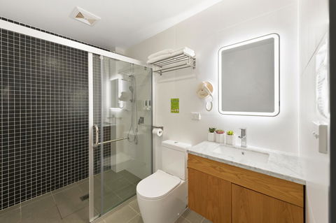 YEHS Hotel Sydney QVB - Mackay Tourism 24