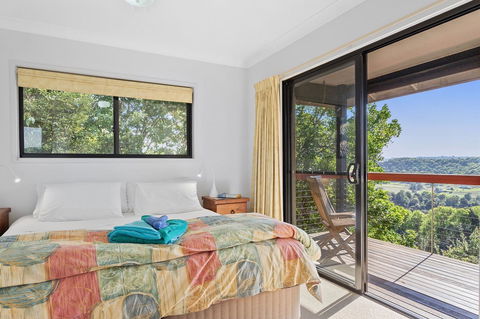 Byron Hinterland Villas - Mackay Tourism 23