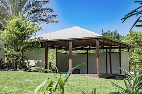 Byron Hinterland Villas - Mackay Tourism 4