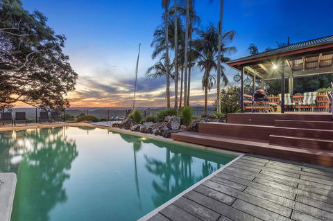 Byron Hinterland Villas - Mackay Tourism 0