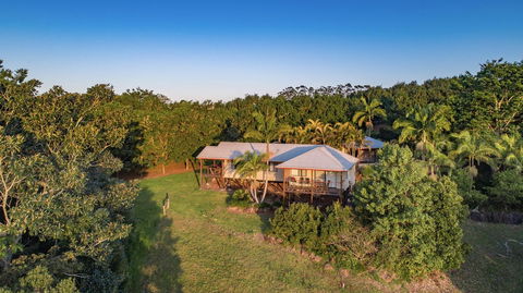 Byron Hinterland Villas - Mackay Tourism 9