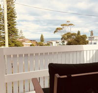 Little Blue Beach House - Mackay Tourism
