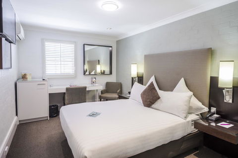 Crowne Plaza Hawkesbury Valley, An IHG Hotel - Mackay Tourism 24