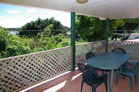 Bellhaven 2, 17 Willow Street - Mackay Tourism 2