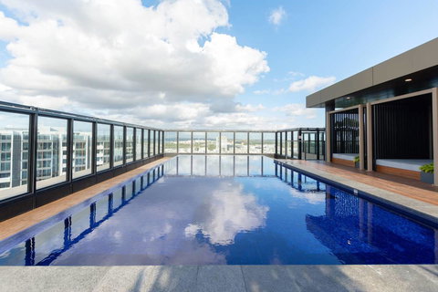 Japanese Style Waterfront Apt Wt Rooftop Pool - Mackay Tourism 0