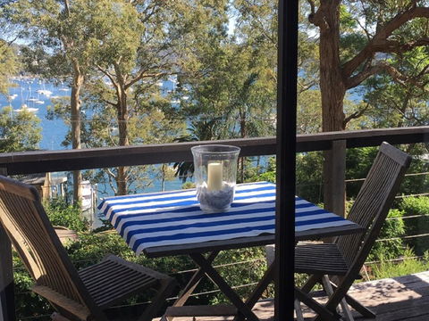 Refuge Cove On Pittwater - Mackay Tourism 0