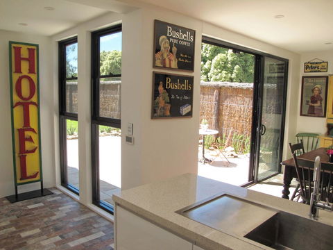 Apple Tree Cottage - Mackay Tourism 6