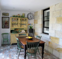 Apple Tree Cottage - Mackay Tourism