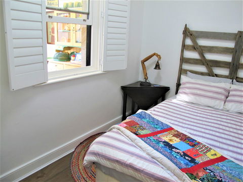 Apple Tree Cottage - Mackay Tourism 11