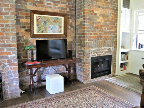 Apple Tree Cottage - Mackay Tourism 15