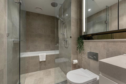 High Rise Apt In Heart Of Sydney Wt Harbour View - Mackay Tourism 12