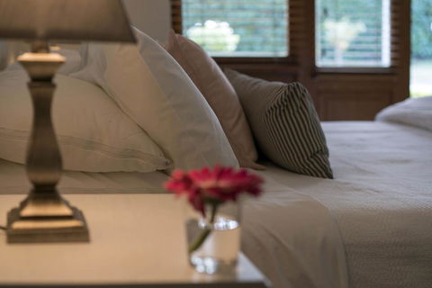 Thistle Hill Guesthouse - Walk To Many Wineries And Restaurants - Mackay Tourism 40