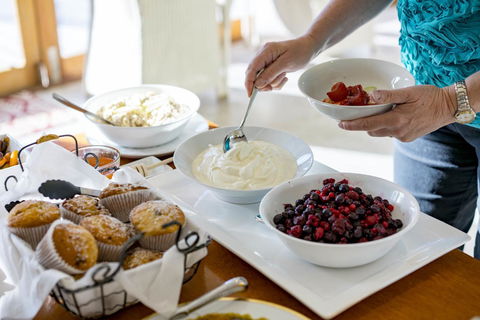 Thistle Hill Guesthouse - Walk To Many Wineries And Restaurants - Mackay Tourism 9