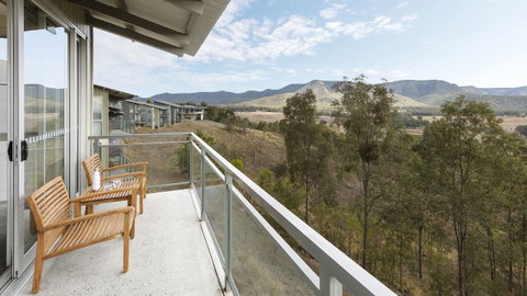 Oaks Cypress Lakes Resort - Mackay Tourism 14