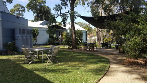 Huskisson Holiday Motel Cabins - Mackay Tourism 35