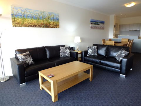 Pacific Marina Apartments - Mackay Tourism 16