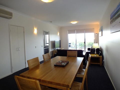 Pacific Marina Apartments - Mackay Tourism 37