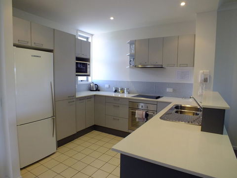 Pacific Marina Apartments - Mackay Tourism 9