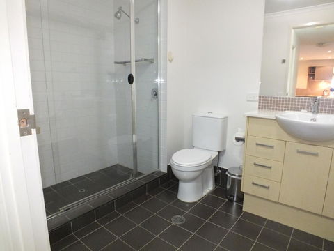 Pacific Marina Apartments - Mackay Tourism 12