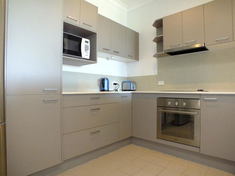 Pacific Marina Apartments - Mackay Tourism 13