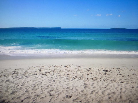 Arena Blanca Studio Apartment - Mackay Tourism 1