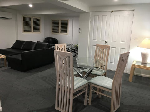 Arena Blanca Studio Apartment - Mackay Tourism 14