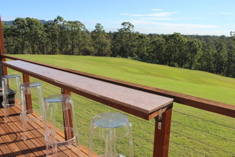 Wine Country Villas - Mackay Tourism 15
